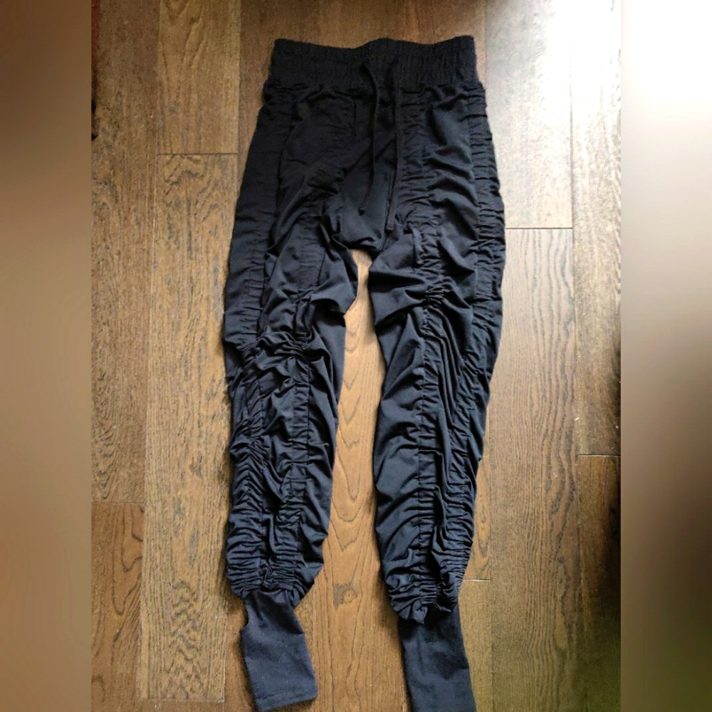 Agogie +20 Resistance Exercise Pants in Women's Medium
